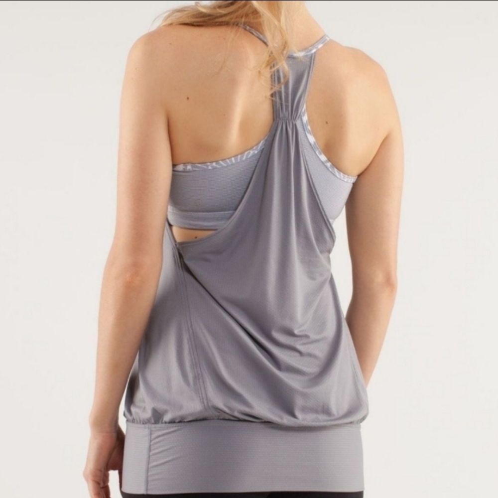 Lululemon No Limits Yoga top Size 6